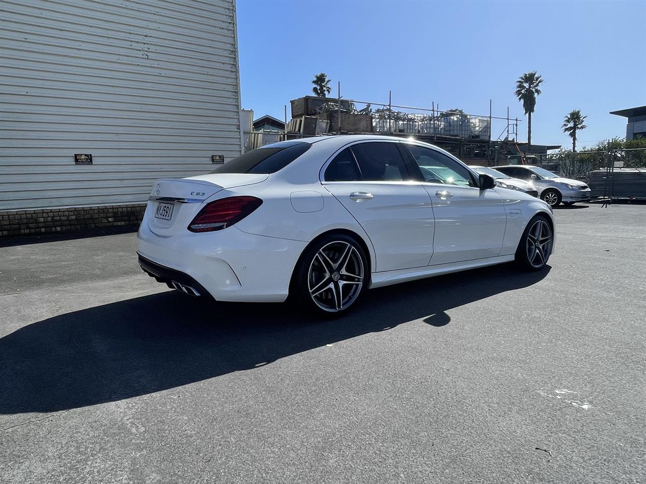 2016 Mercedes-Benz C thumbnail