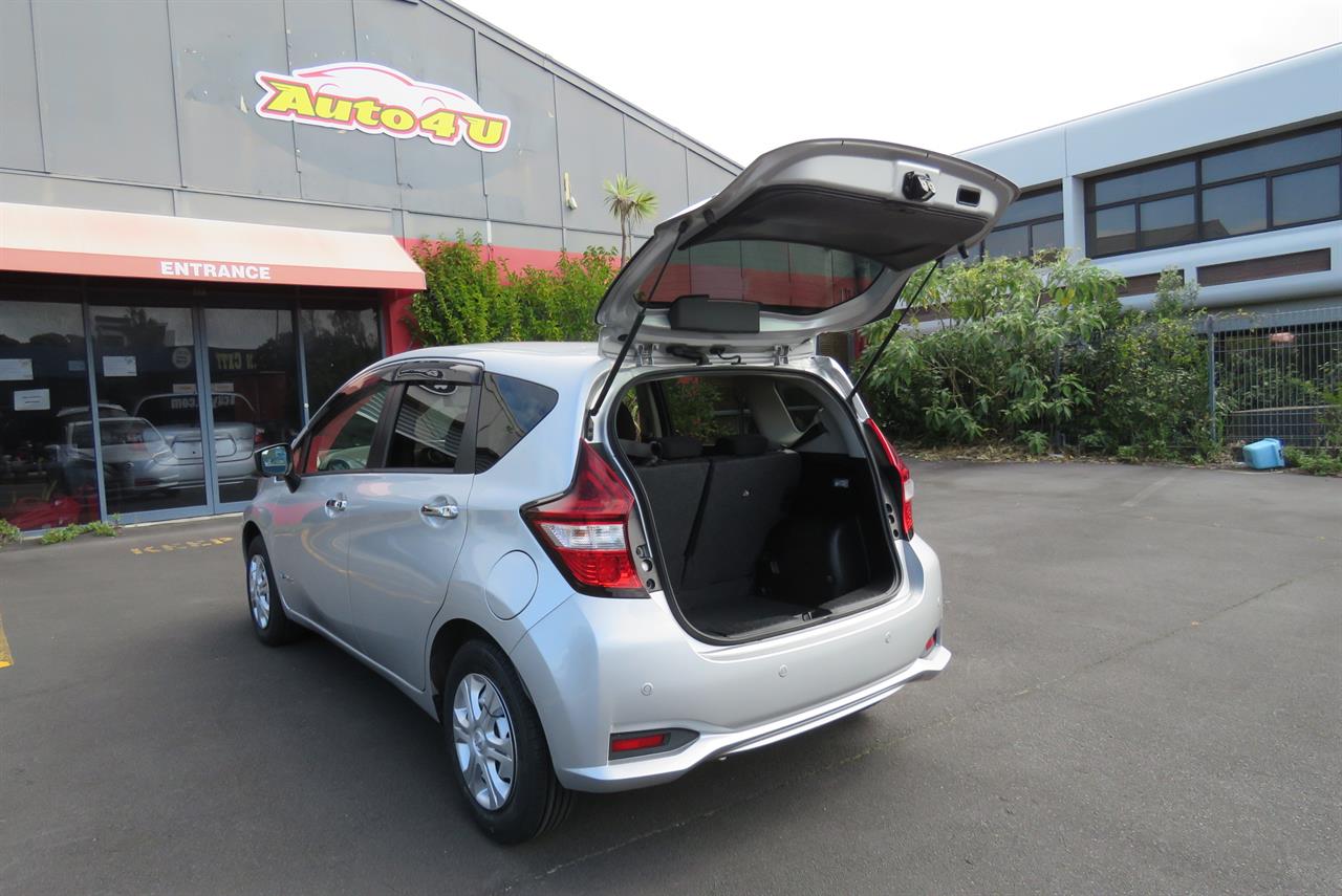 2021 Nissan Note thumbnail