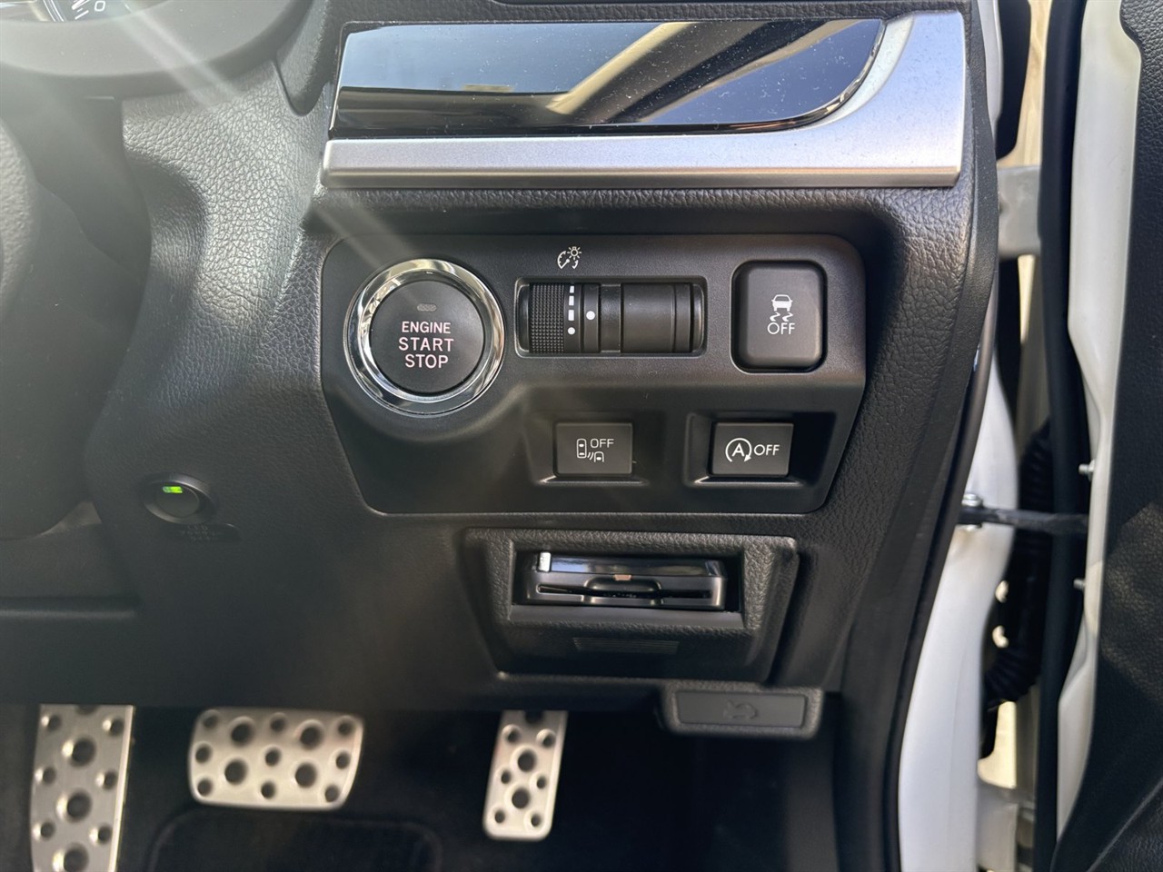 2017 Subaru XV thumbnail
