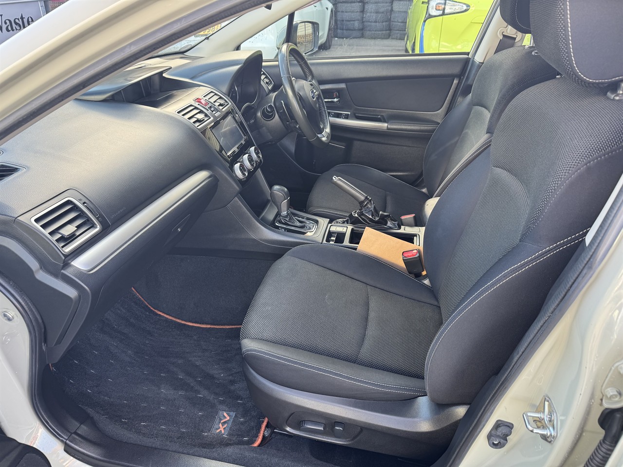 2015 Subaru XV thumbnail