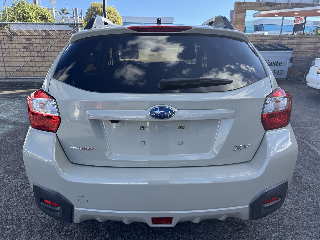 2015 Subaru XV thumbnail