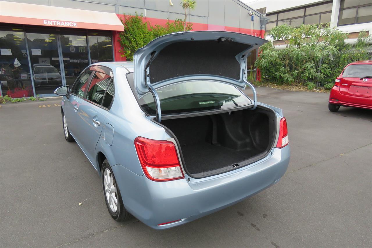 2013 Toyota Corolla thumbnail