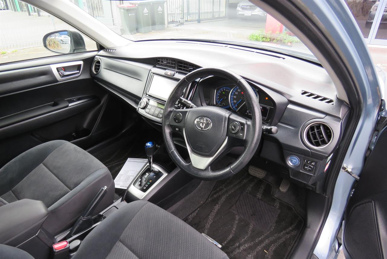 2013 Toyota Corolla thumbnail