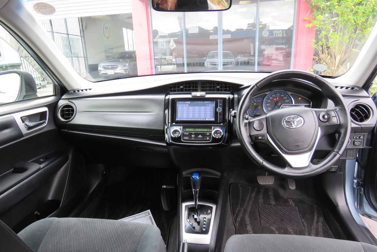 2013 Toyota Corolla thumbnail