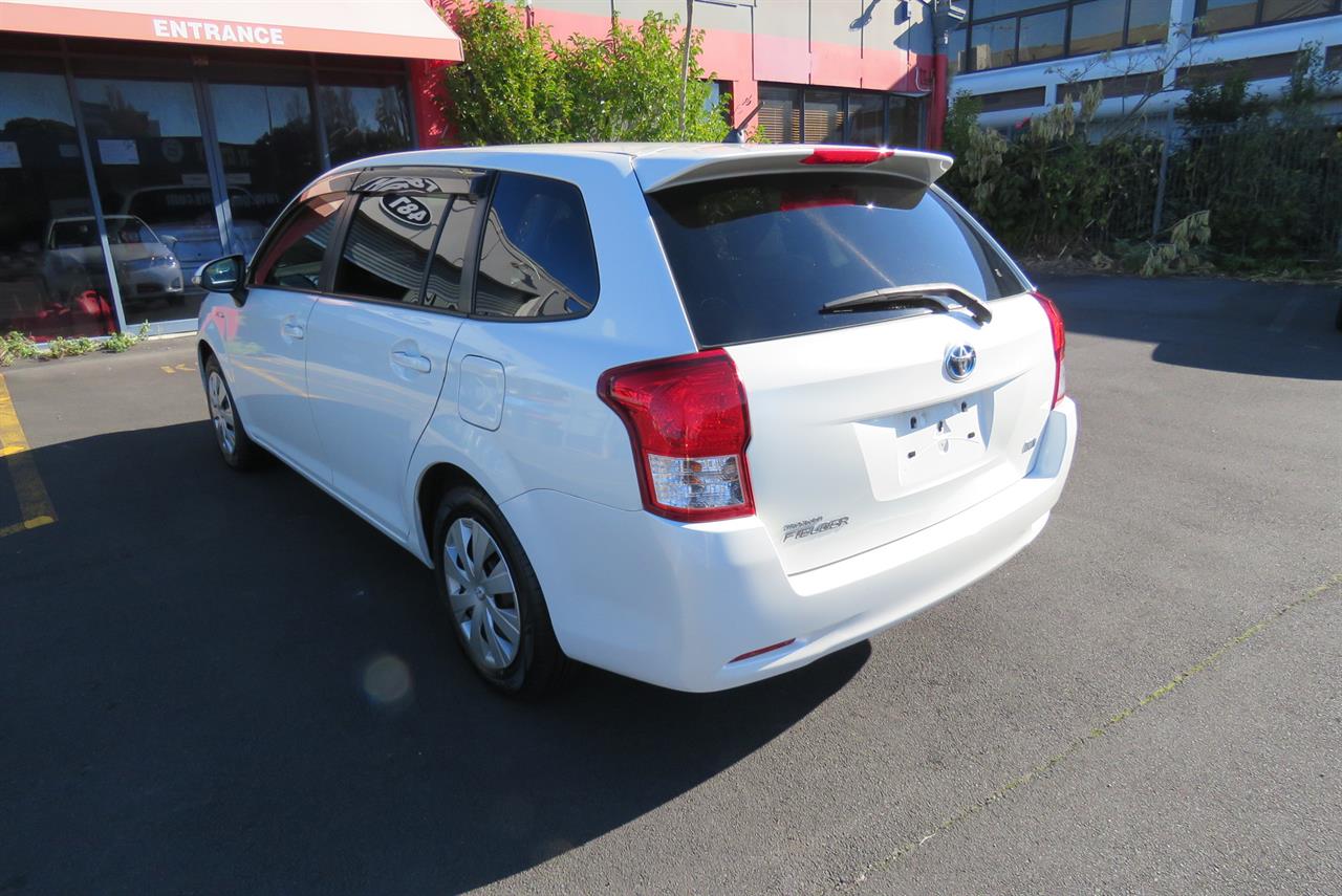 2014 Toyota Corolla thumbnail