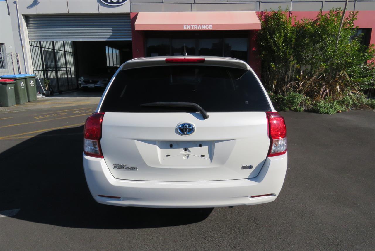 2014 Toyota Corolla thumbnail