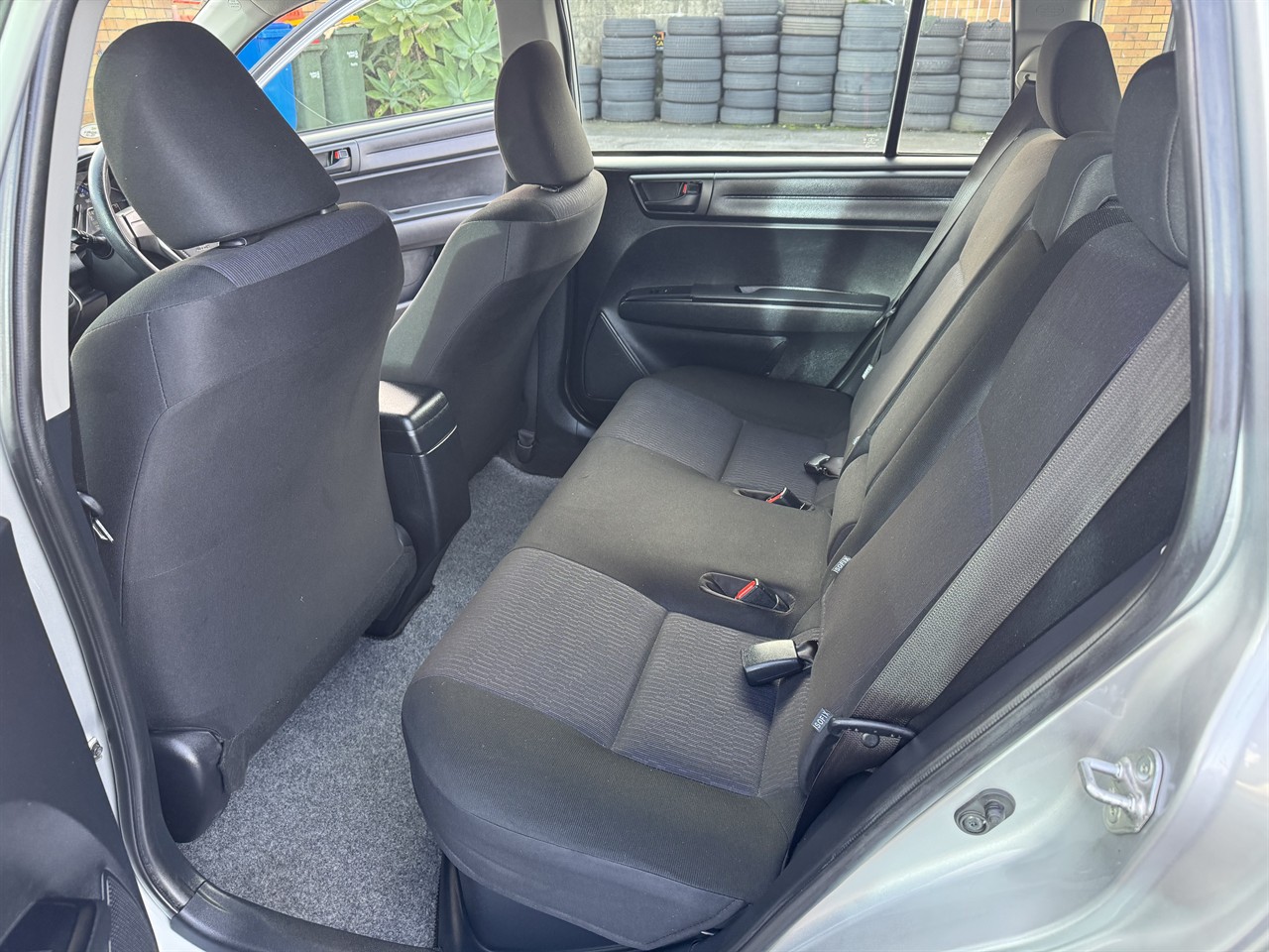2018 Toyota Corolla thumbnail