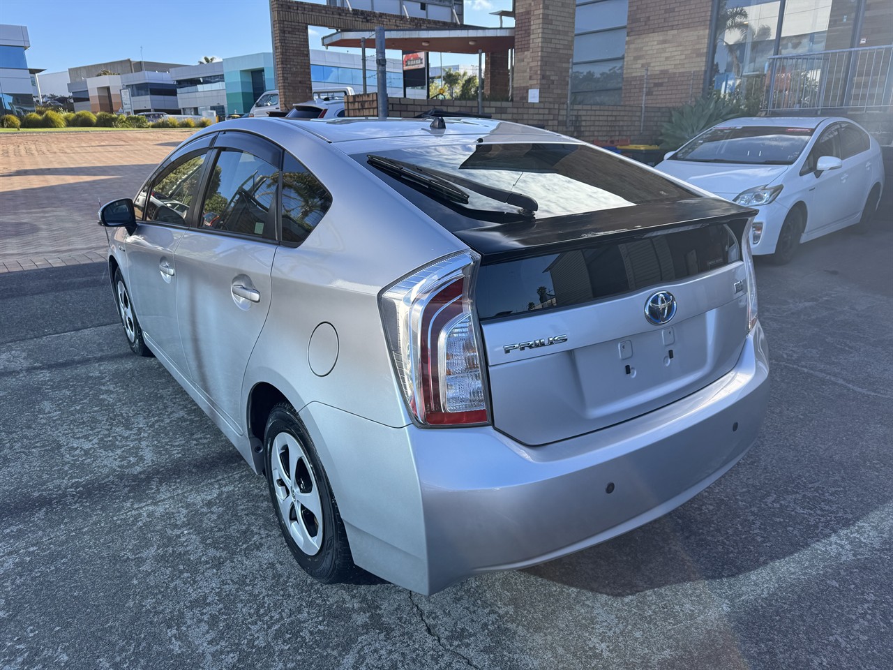2013 Toyota Prius thumbnail