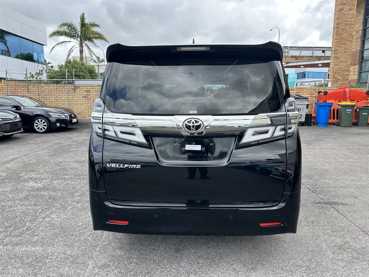 2019 Toyota Vellfire thumbnail