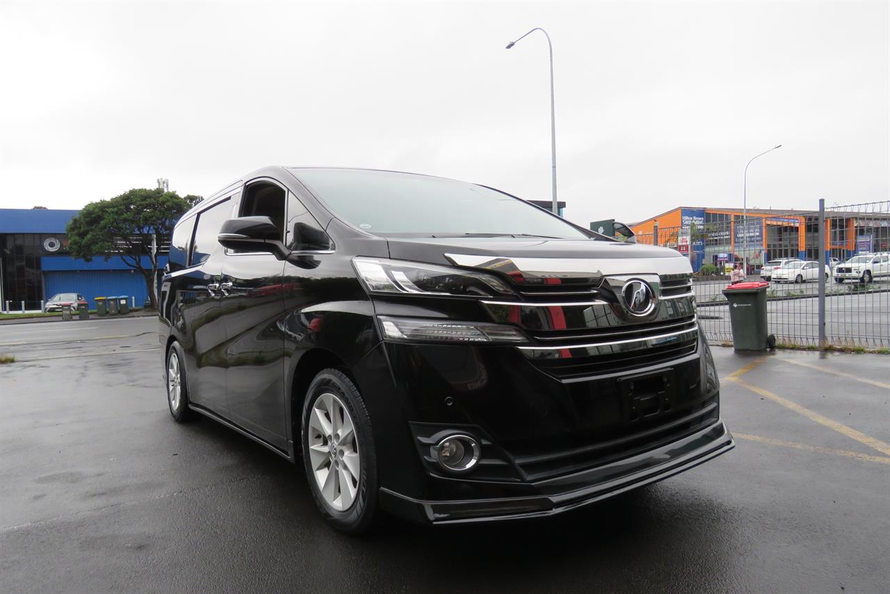 2017 Toyota Vellfire thumbnail