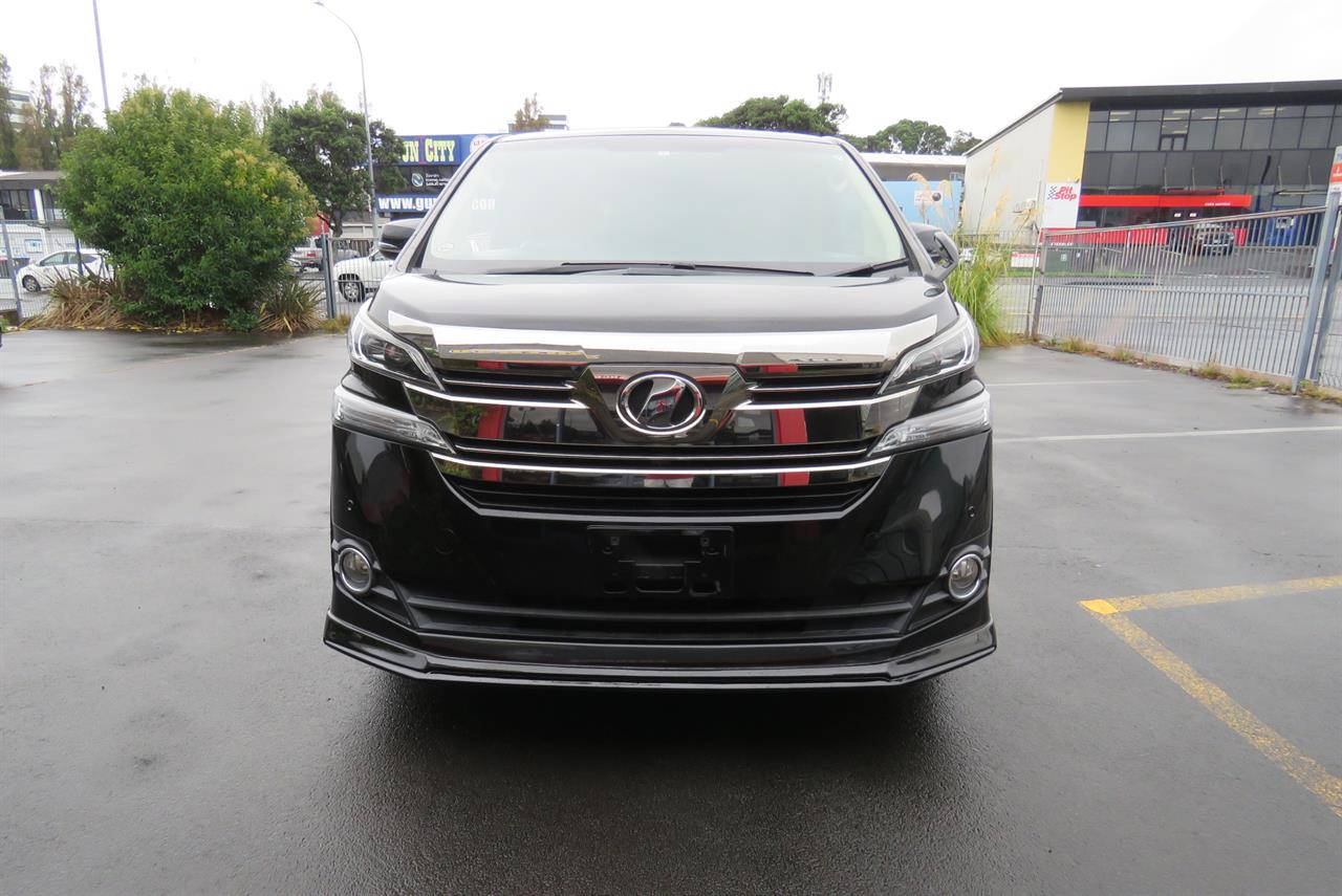 2017 Toyota Vellfire thumbnail