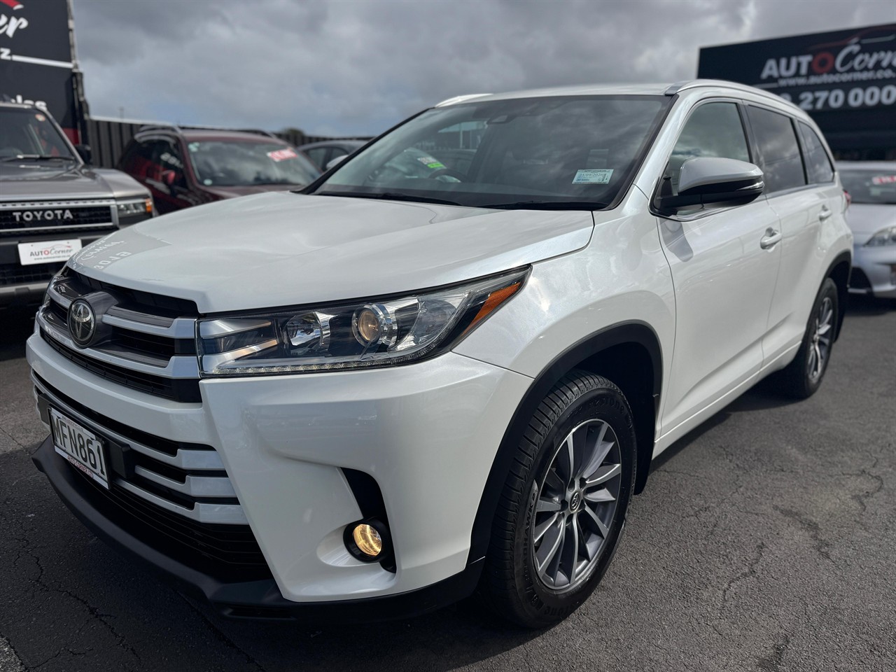 2019 Toyota Highlander thumbnail