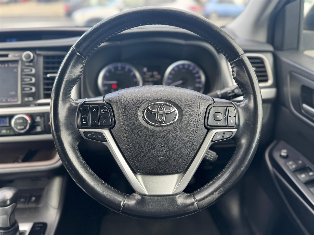 2019 Toyota Highlander thumbnail