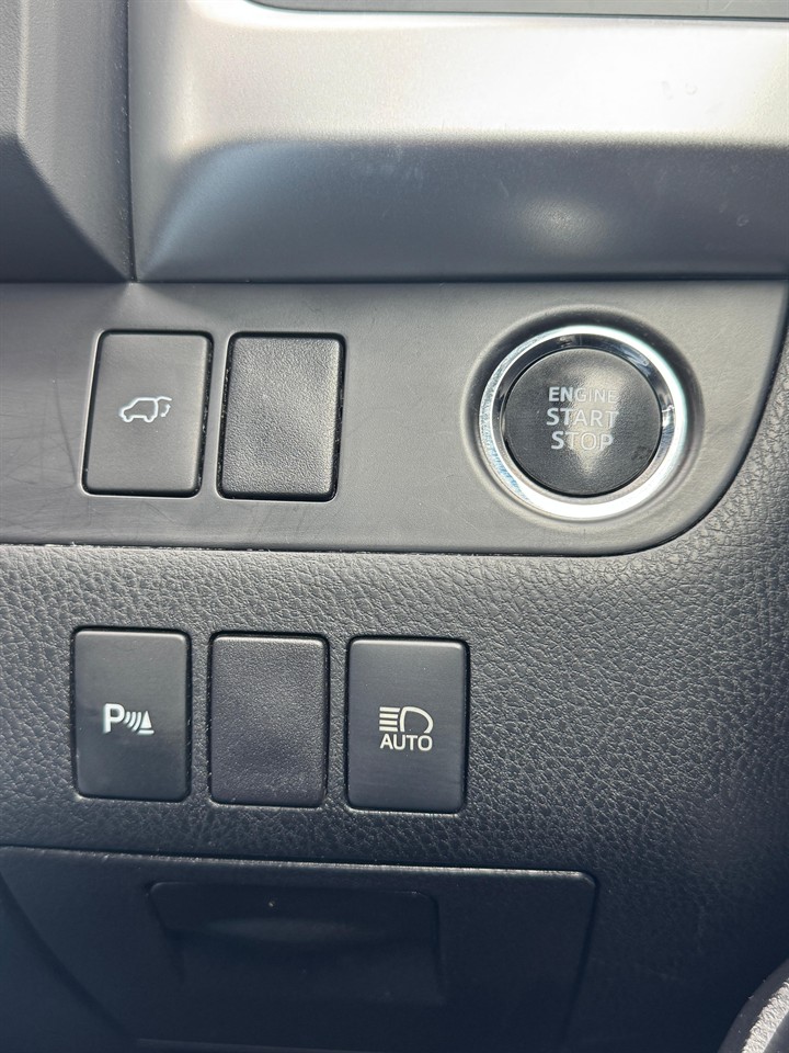 2019 Toyota Highlander thumbnail