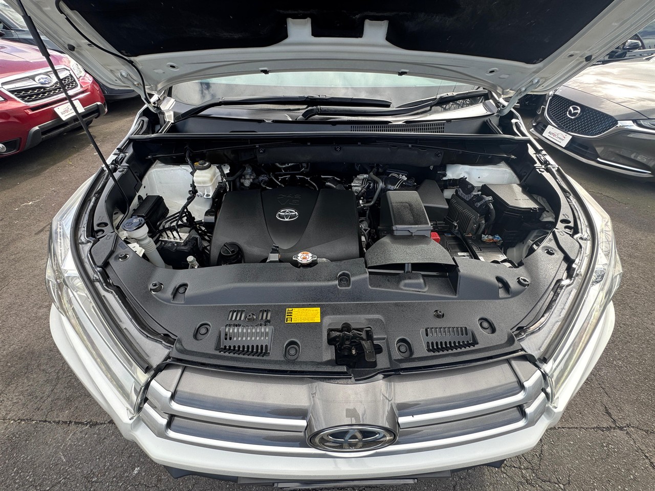 2019 Toyota Highlander thumbnail