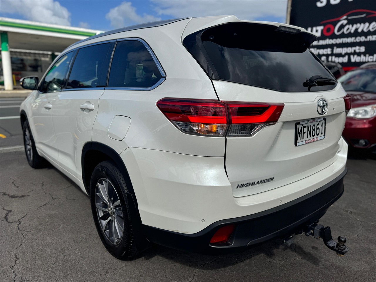 2019 Toyota Highlander thumbnail