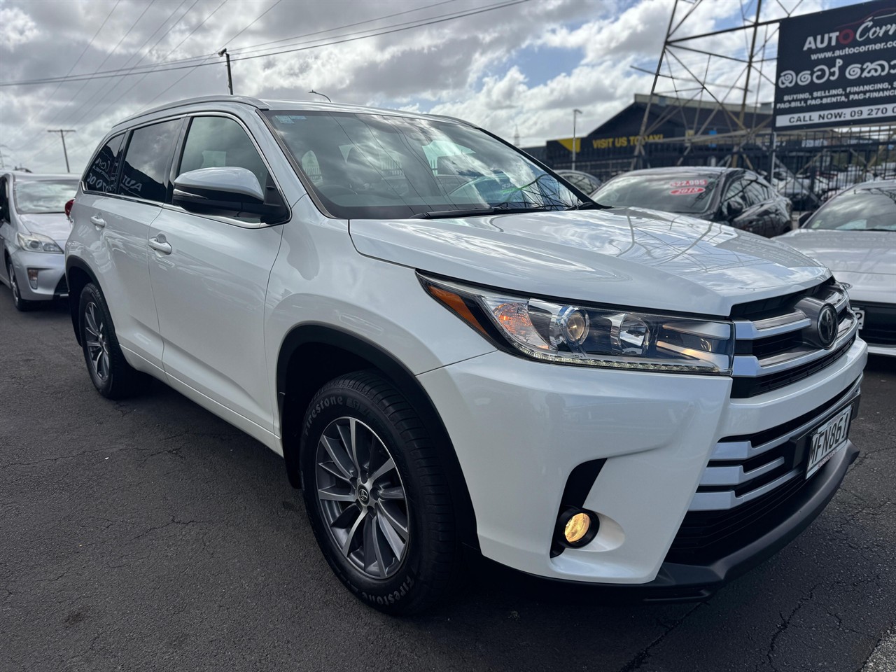 2019 Toyota Highlander thumbnail