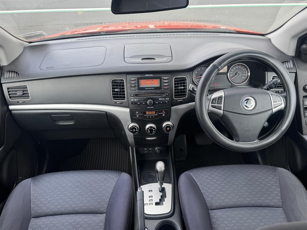 2012 Ssangyong Korando thumbnail