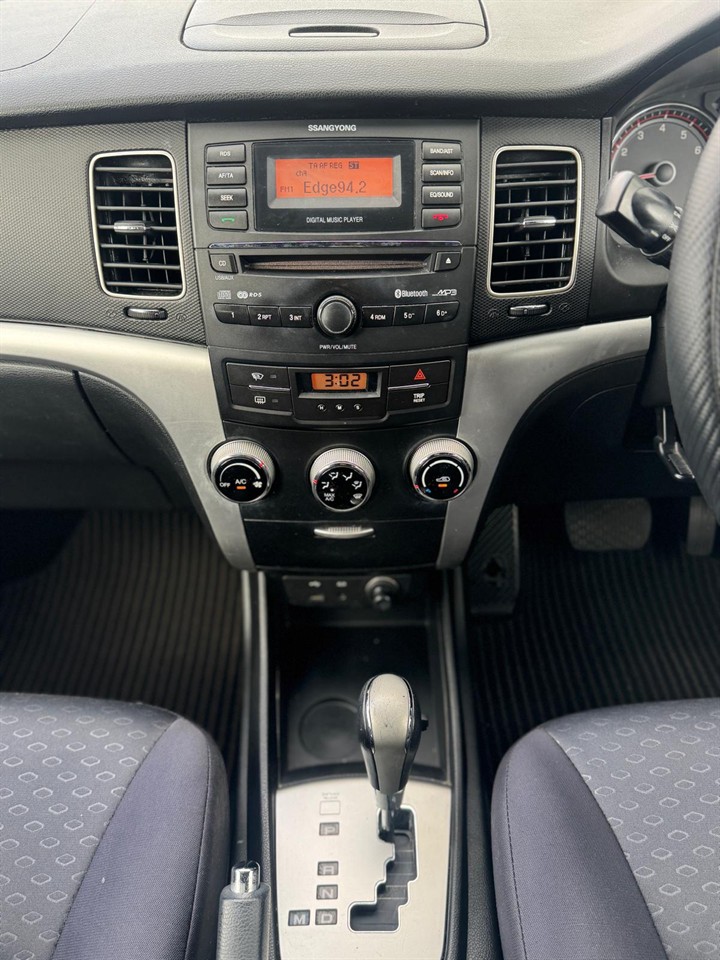 2012 Ssangyong Korando thumbnail