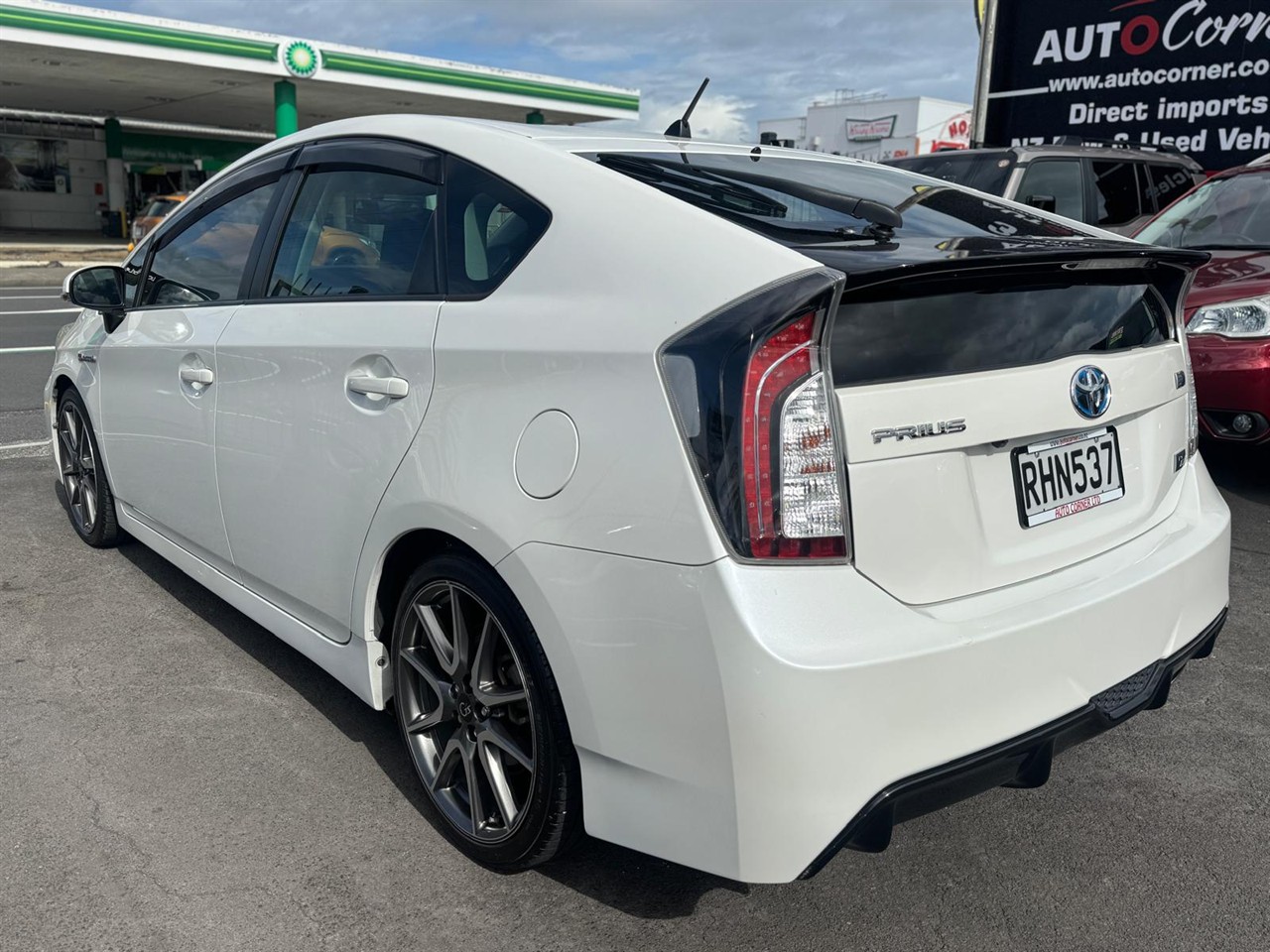 2013 Toyota Prius thumbnail
