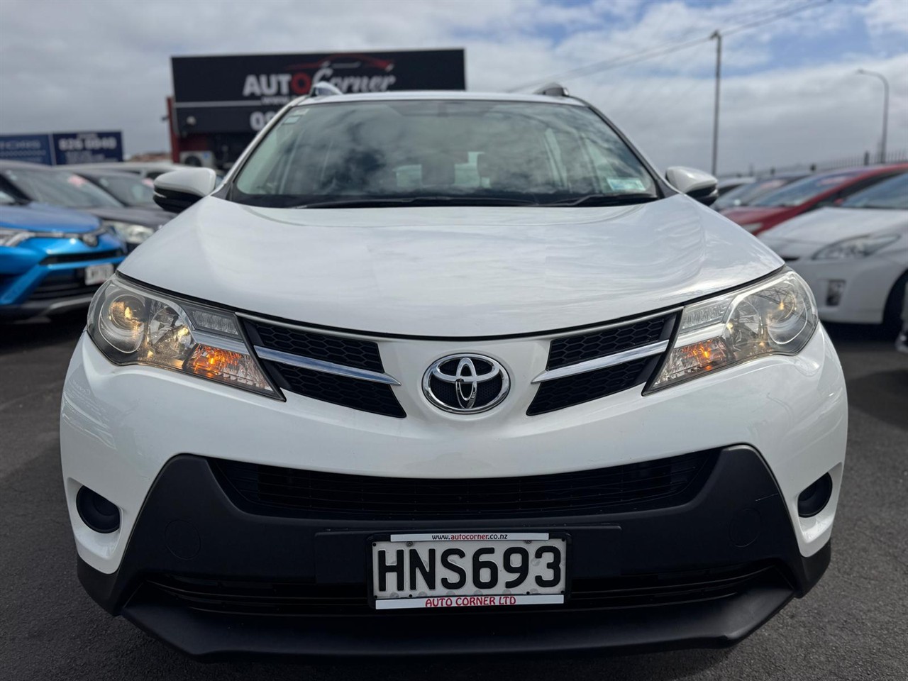 2014 Toyota RAV4 thumbnail
