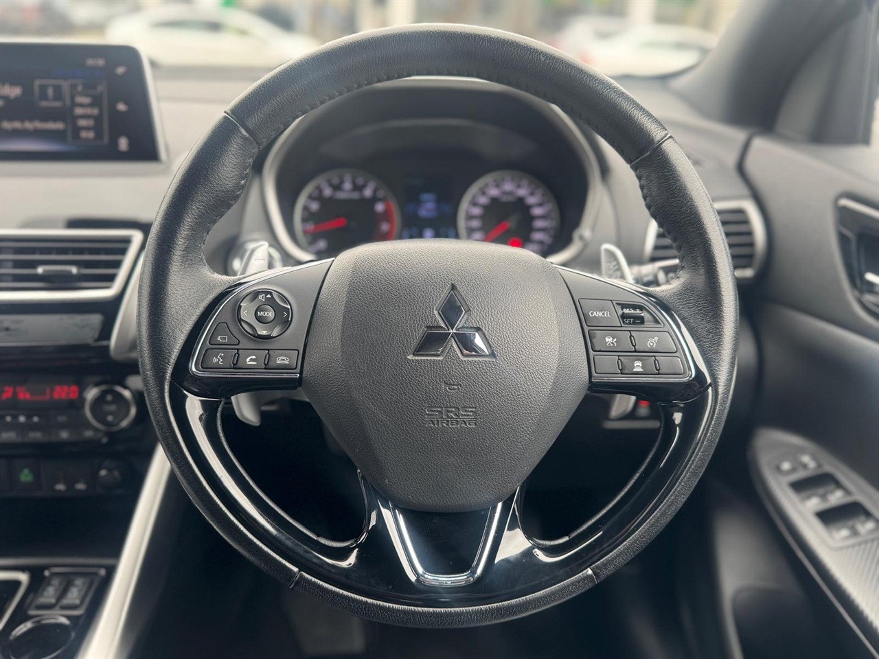 2019 Mitsubishi Eclipse thumbnail