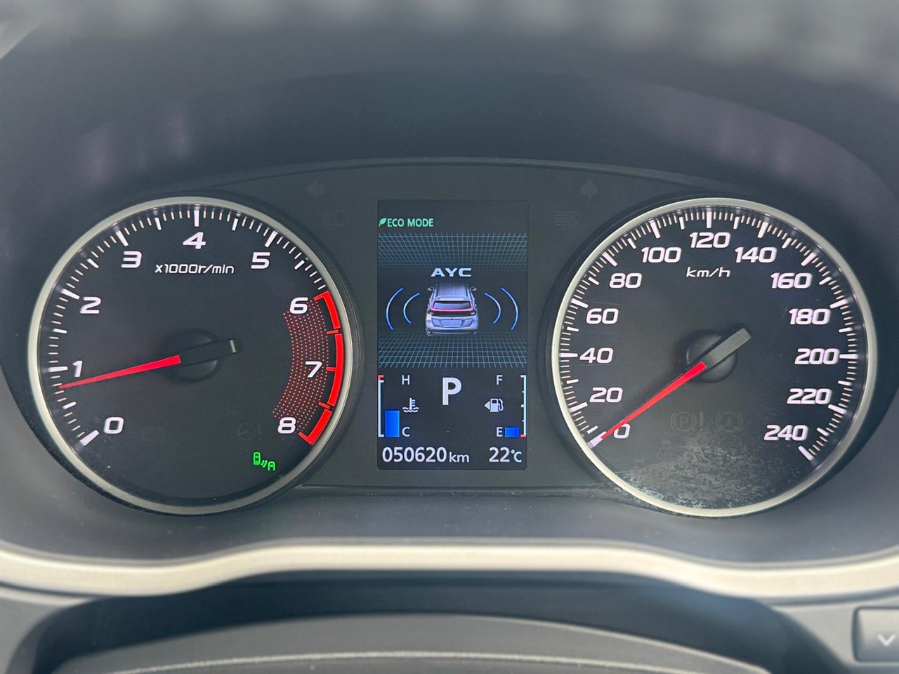 2019 Mitsubishi Eclipse thumbnail