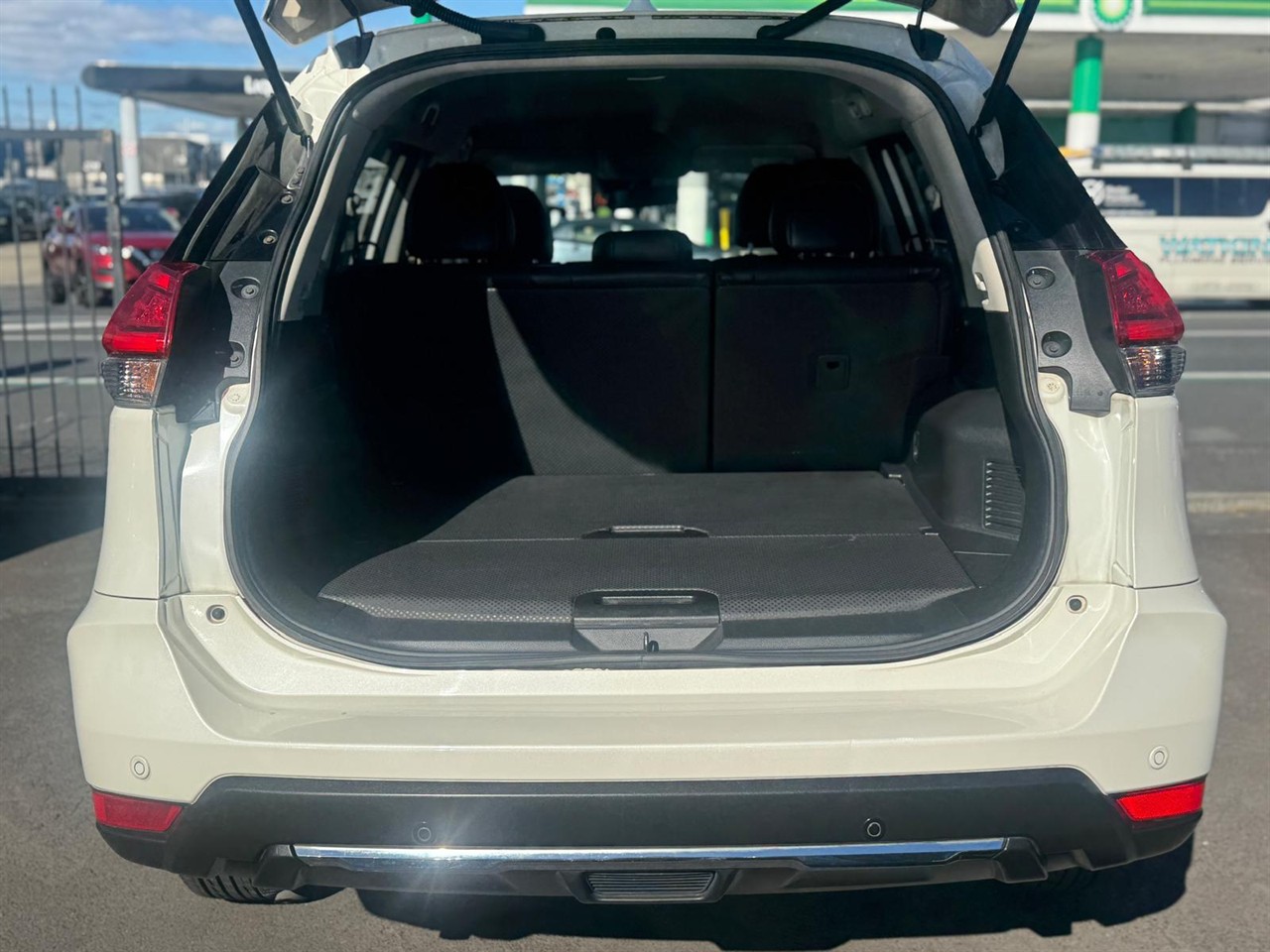 2018 Nissan X-Trail thumbnail