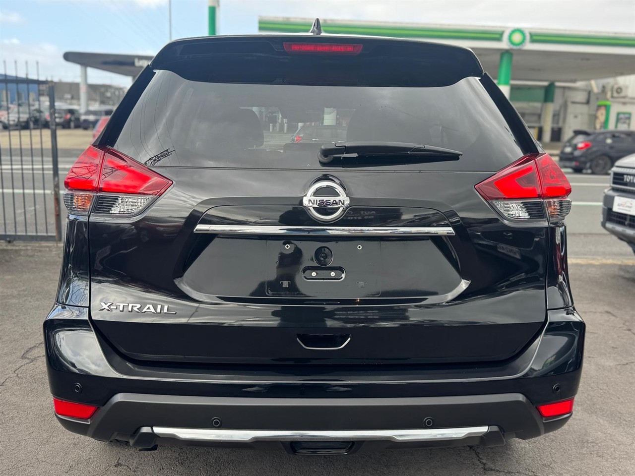 2017 Nissan X-Trail thumbnail