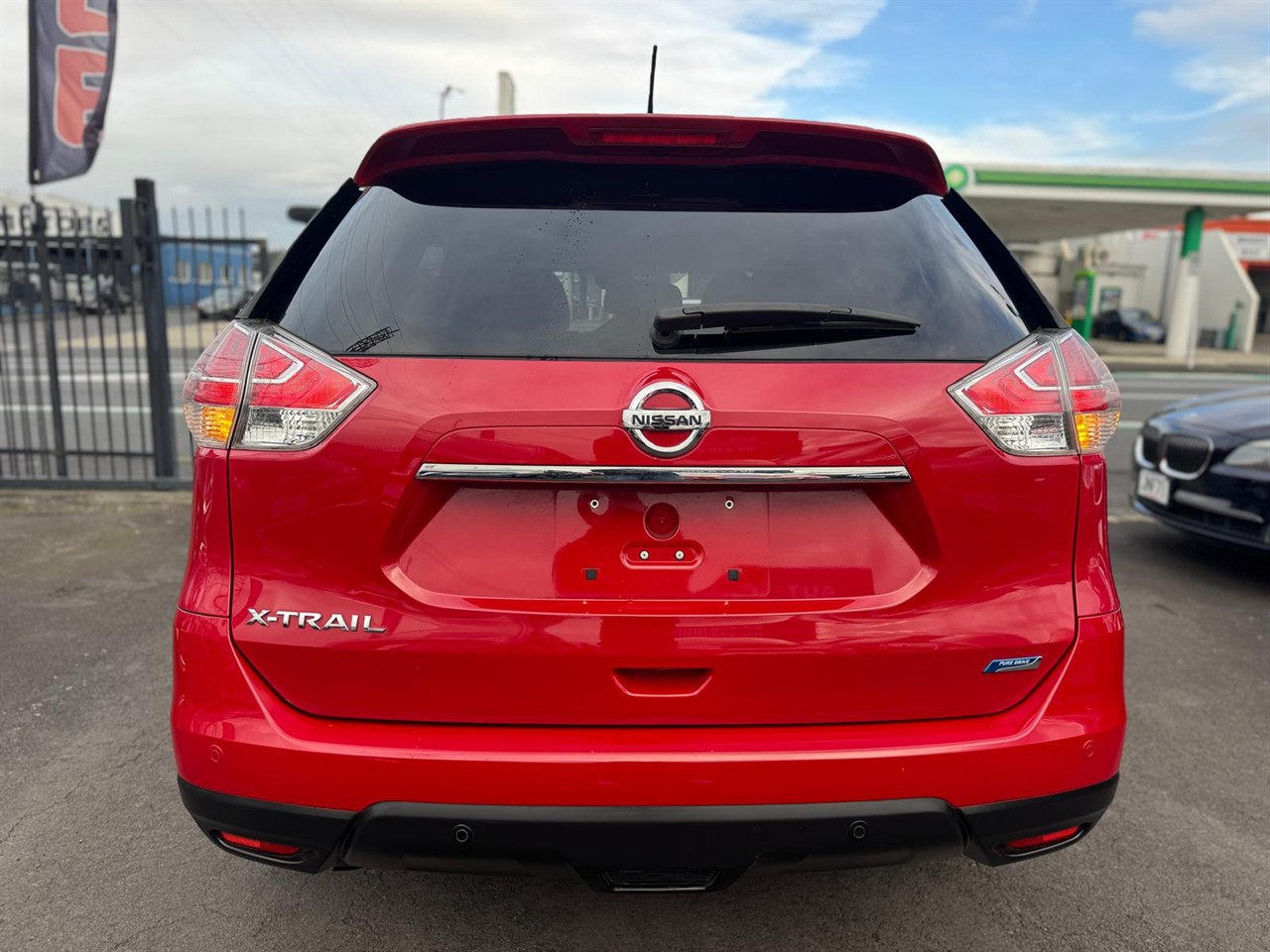 2016 Nissan X-Trail thumbnail