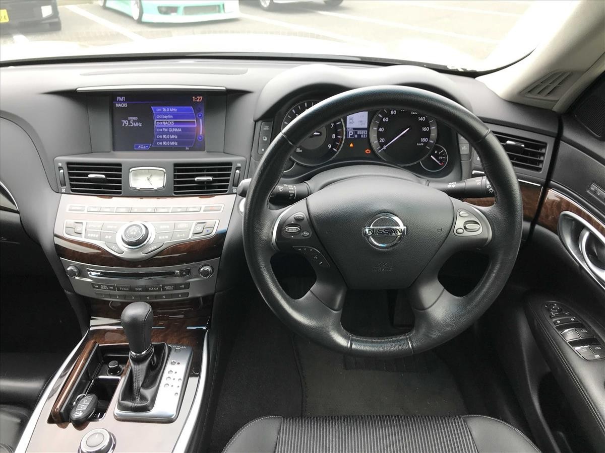 2014 Nissan FUGA thumbnail