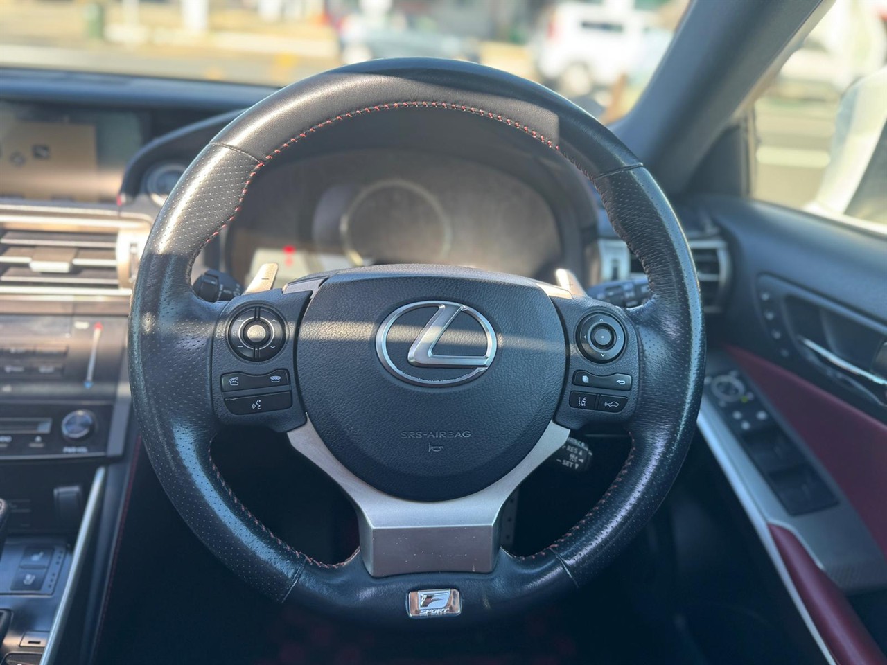 2014 Lexus IS thumbnail
