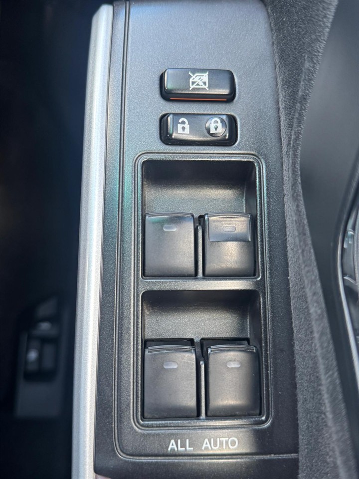 2015 Toyota Sai thumbnail