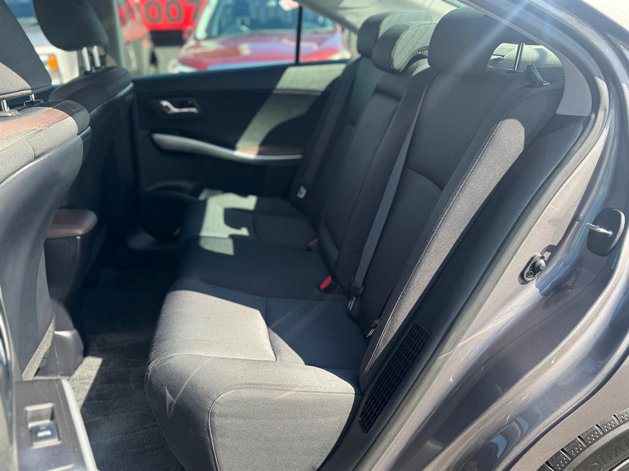 2015 Toyota Sai thumbnail