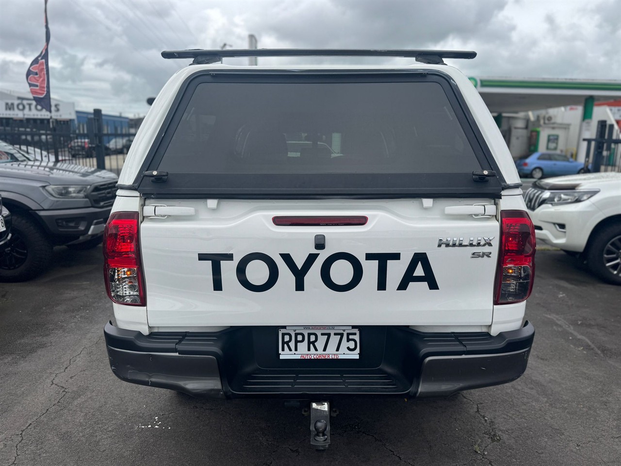 2018 Toyota Hilux thumbnail