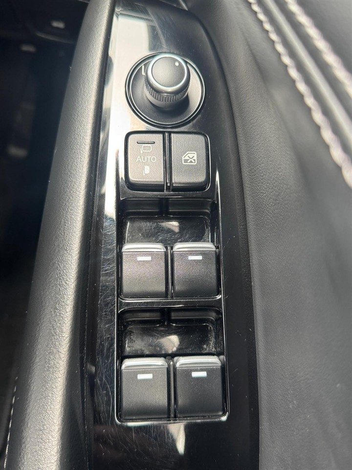 2018 Mazda Atenza thumbnail