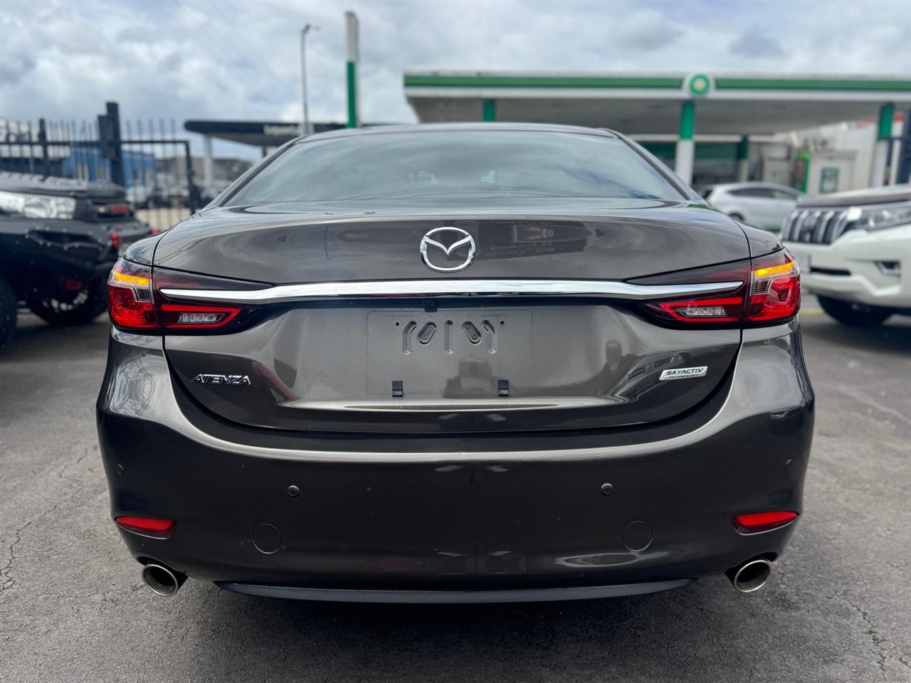 2018 Mazda Atenza thumbnail