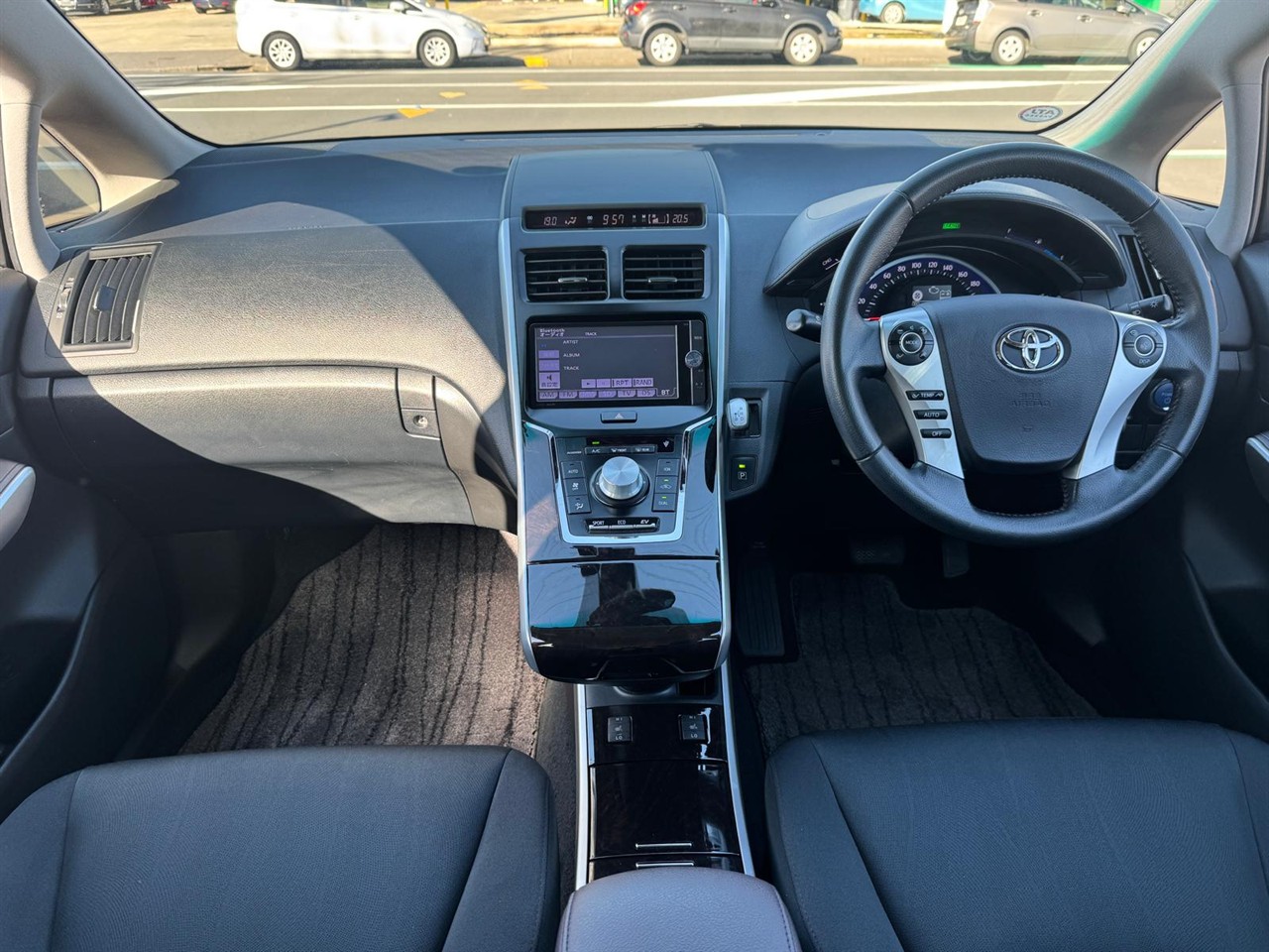 2014 Toyota Sai thumbnail