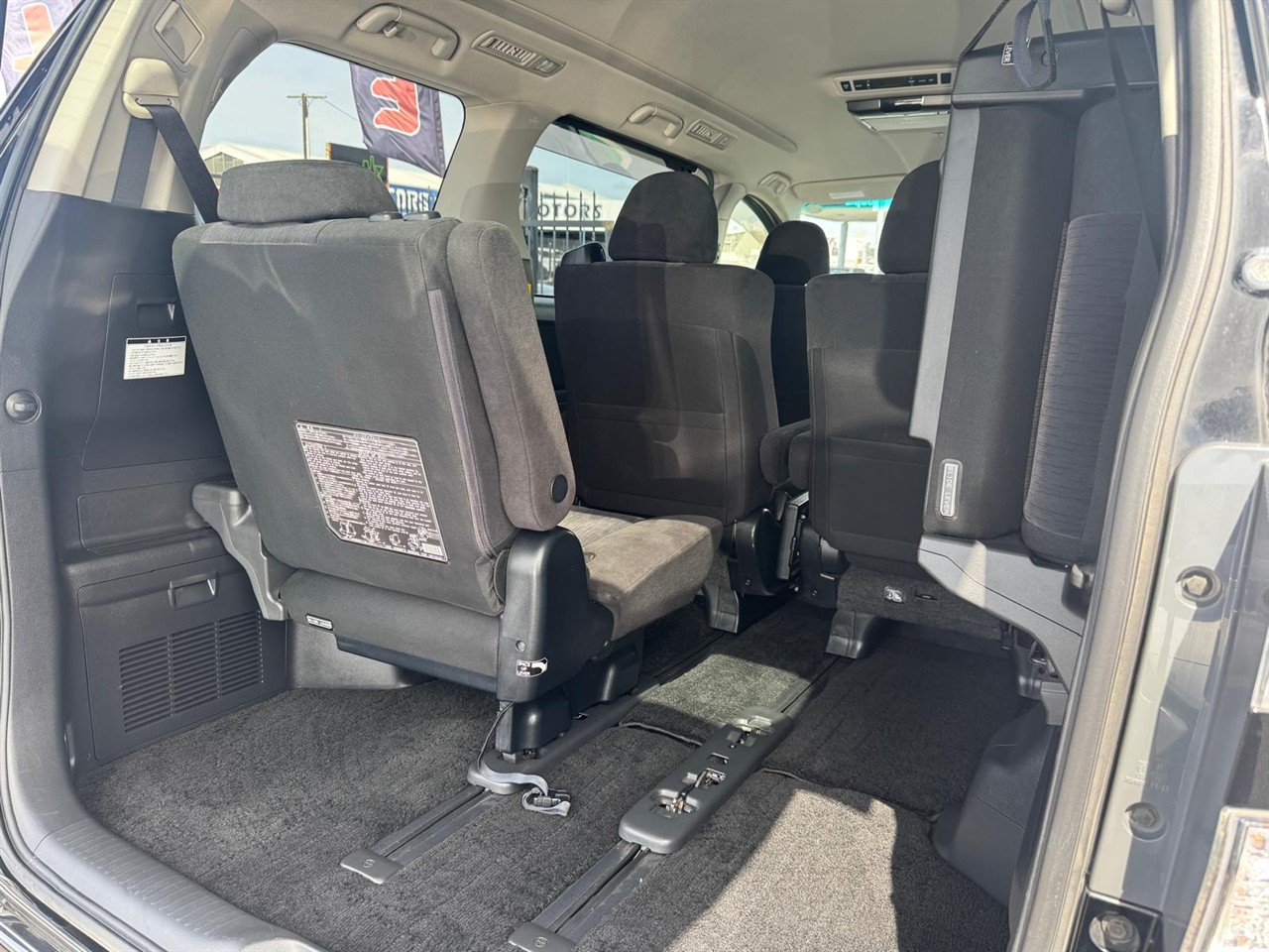 2013 Toyota VELLFIRE thumbnail