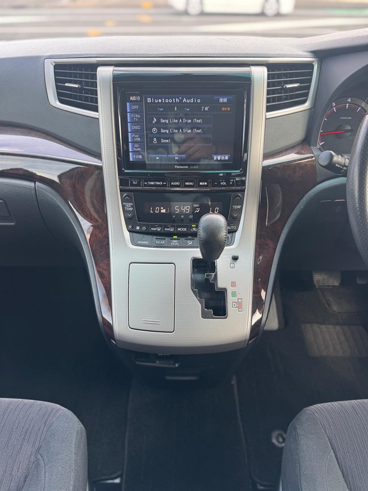 2013 Toyota VELLFIRE thumbnail