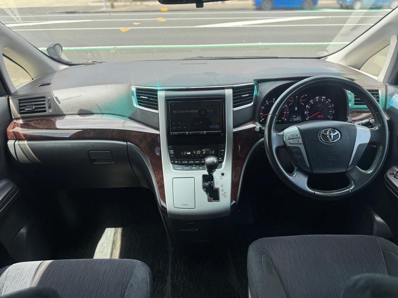 2012 Toyota VELLFIRE thumbnail