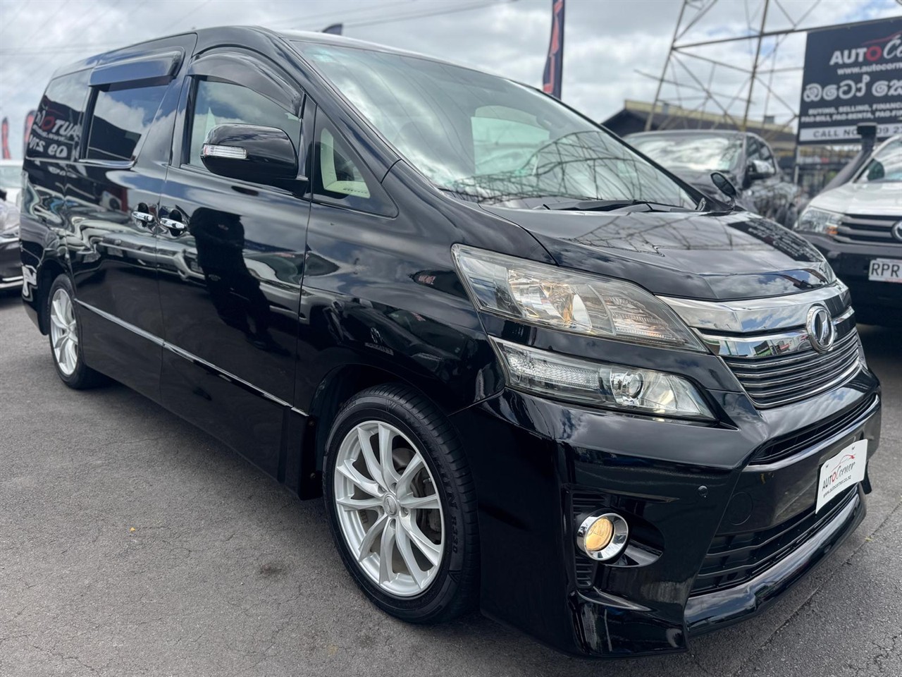 2012 Toyota VELLFIRE thumbnail