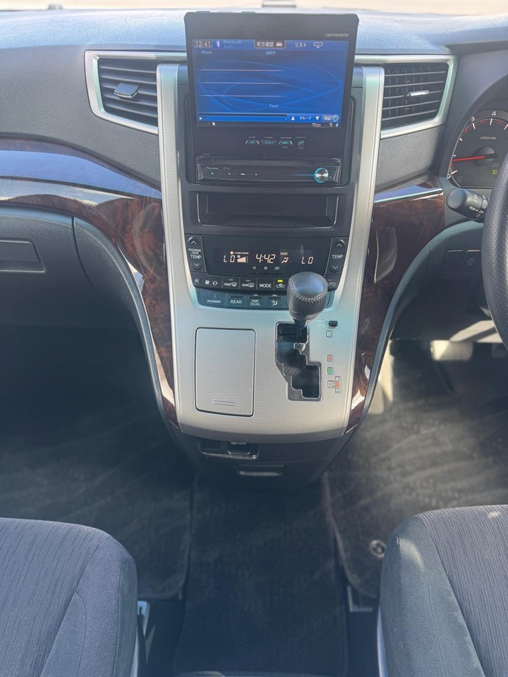 2012 Toyota VELLFIRE thumbnail