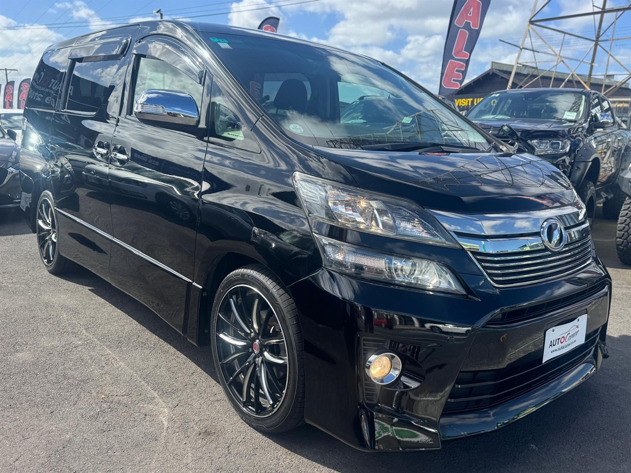 2012 Toyota VELLFIRE thumbnail