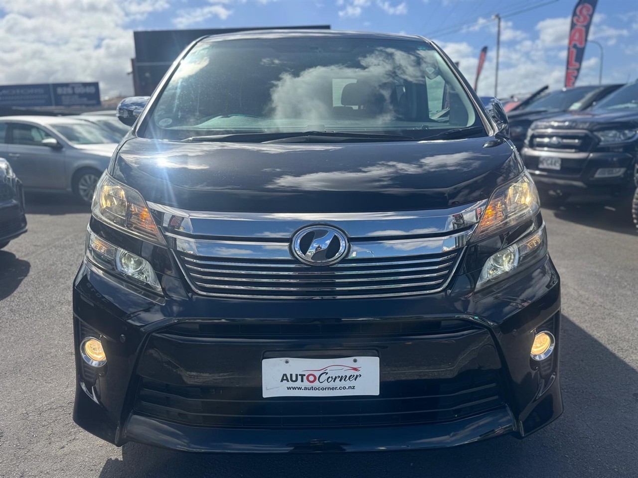 2012 Toyota VELLFIRE thumbnail