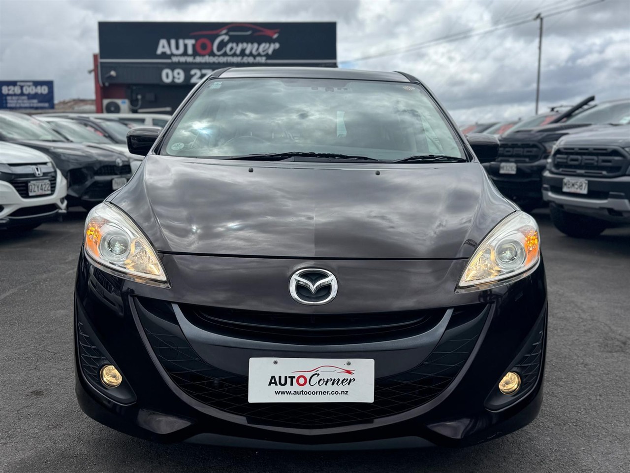 2017 Mazda Premacy thumbnail