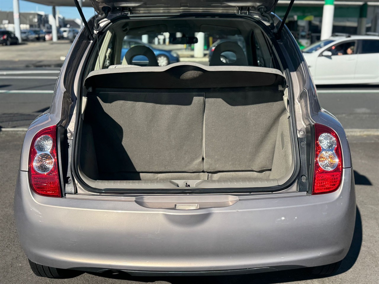 2006 Nissan Micra thumbnail