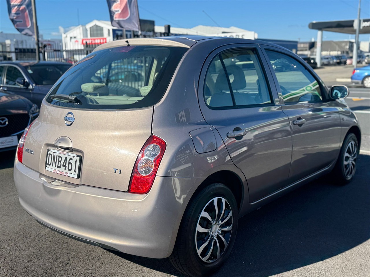 2006 Nissan Micra thumbnail