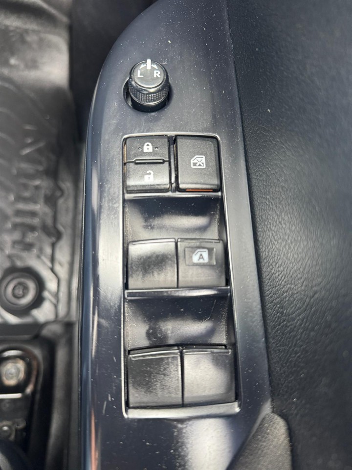 2018 Toyota Hilux thumbnail