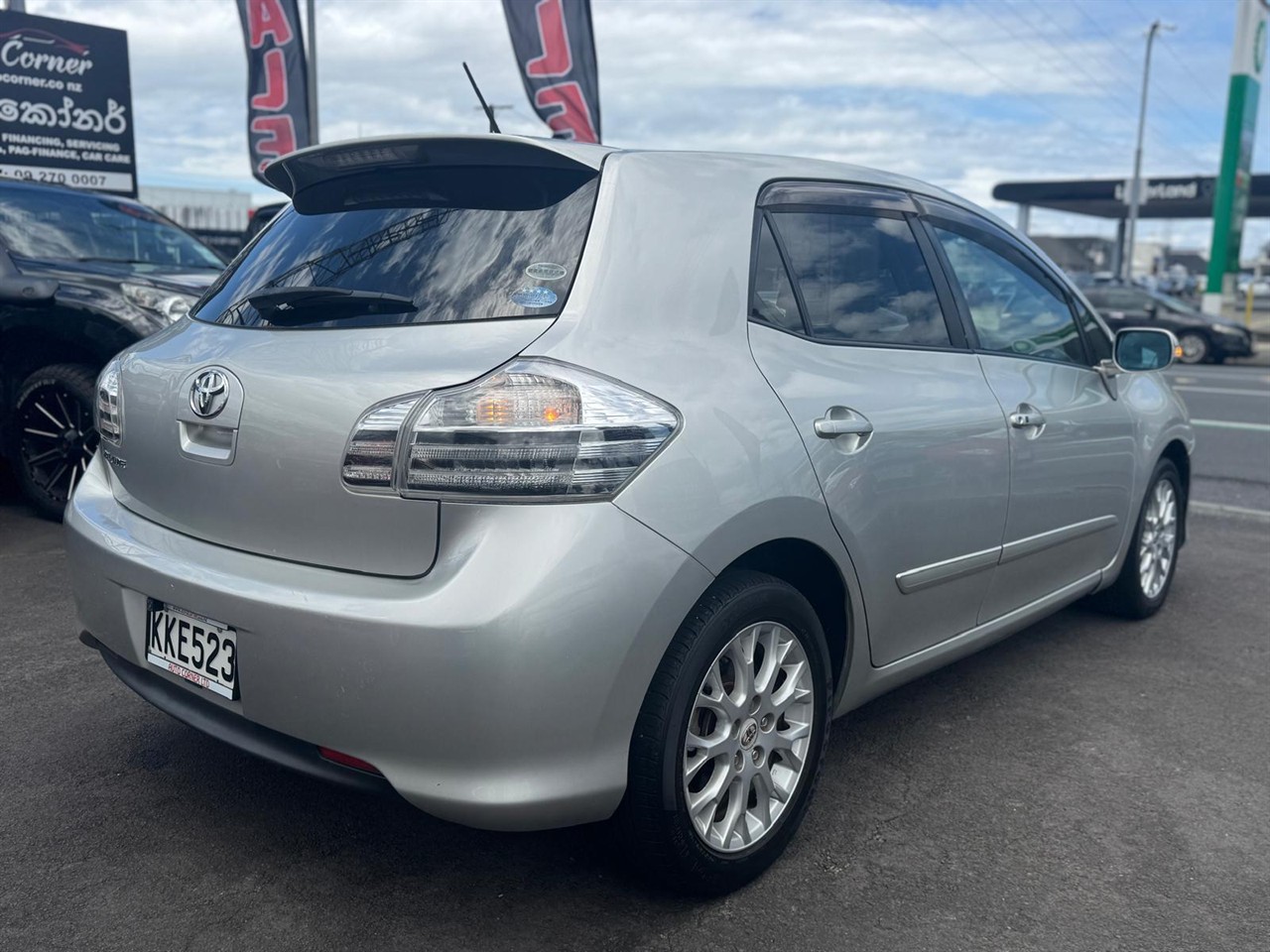 2007 Toyota Blade thumbnail